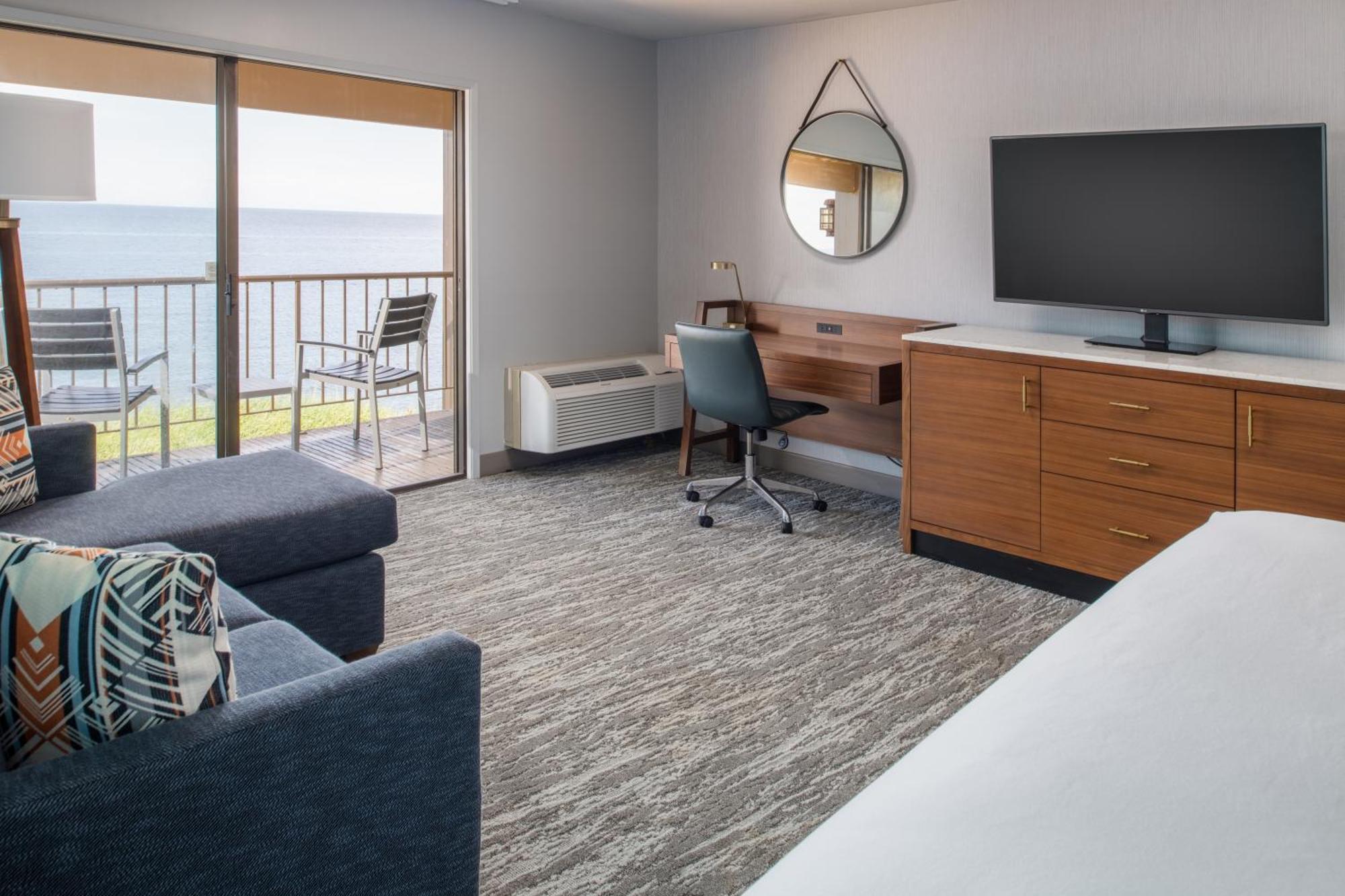 Red Lion Harbor Hotel 3*