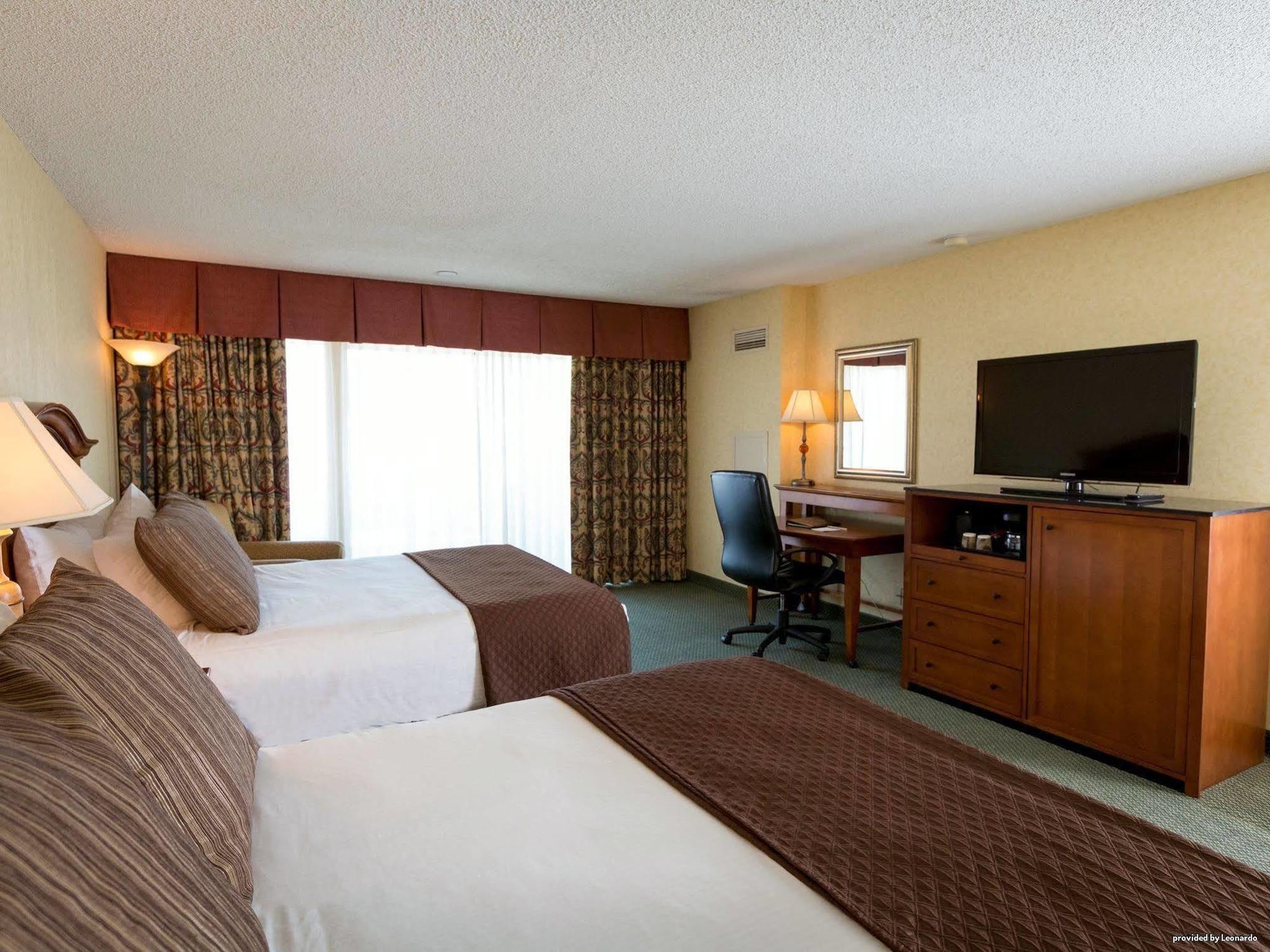Red Lion Harbor Hotel